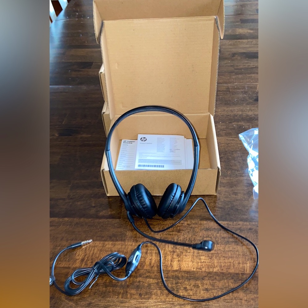 HP Stereo 3.5 mm Wired Headset